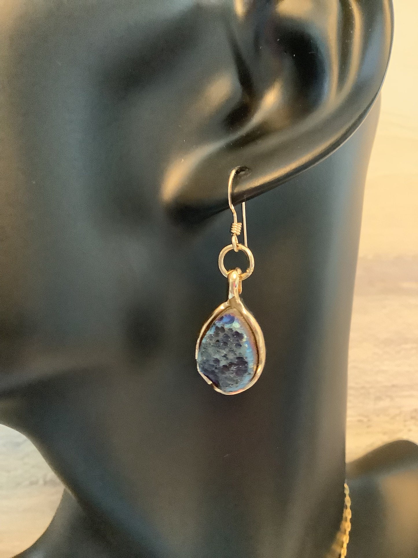 Elegance Reimagined: Blue Druzy Stone Necklace and Earrings Set